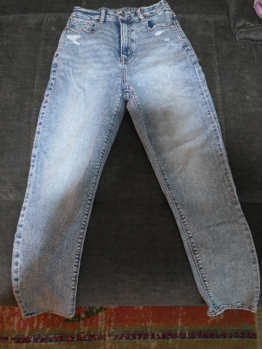 American Eagle Outfitters High-Rise Light Blue Jeans